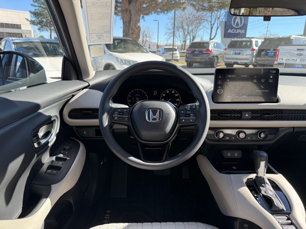 2026 Honda HR-V LX photo 2
