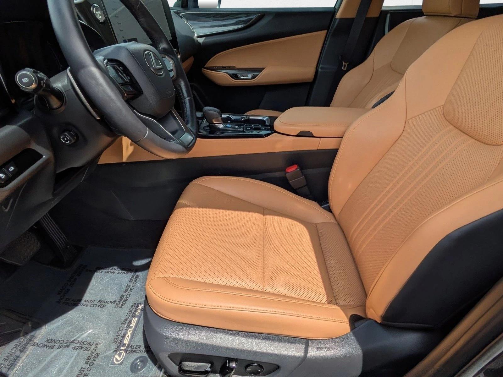 2024 Lexus NX 350h Premium AWD photo 13