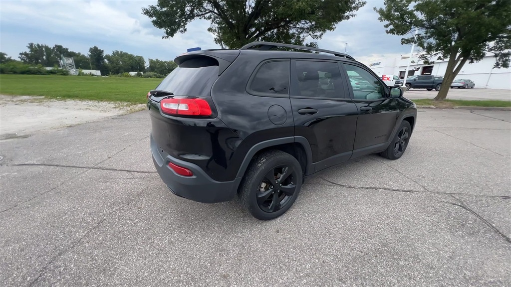 2017 Jeep Cherokee Sport Altitude photo 7