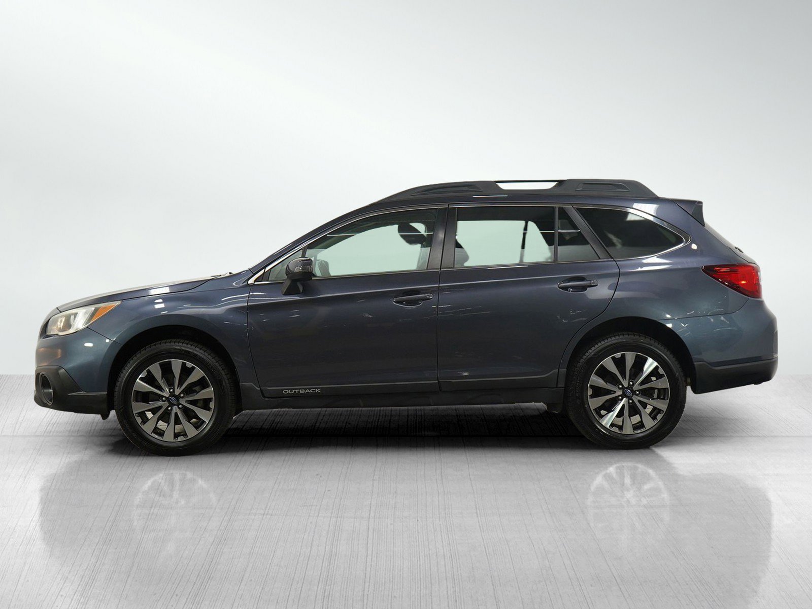 Used 2016 Subaru Outback Limited with VIN 4S4BSAJC5G3235175 for sale in Burnsville, Minnesota