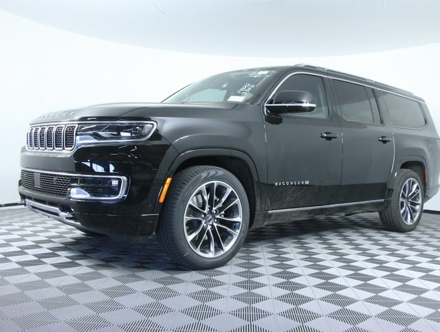 2024 Jeep Wagoneer L Series III's photo