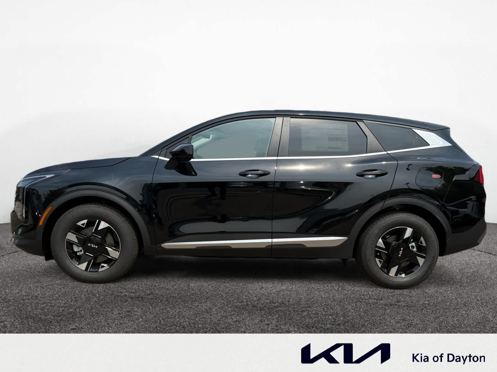 2026 Kia Sportage LX photo 2