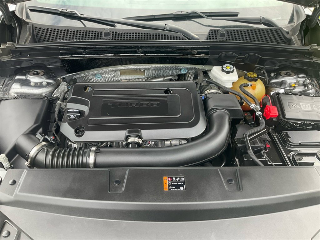 2021 Buick Envision Essence photo 5