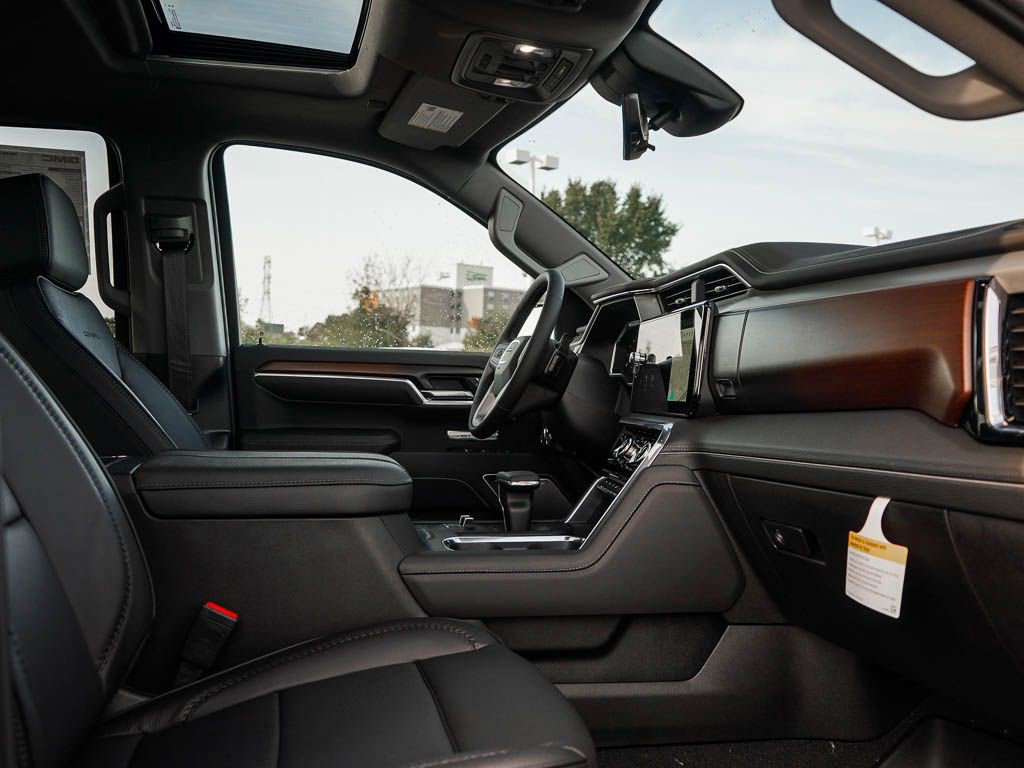 2026 Gmc Sierra Denali photo 8