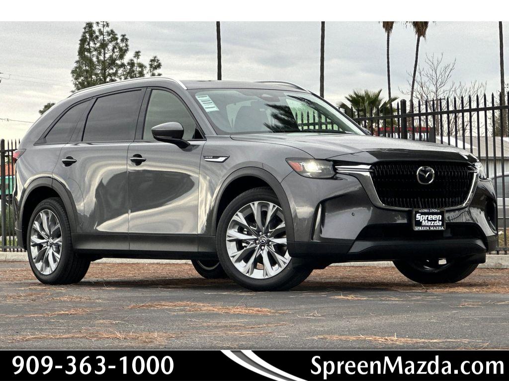 2026 Mazda CX-90 Preferred Package's photo