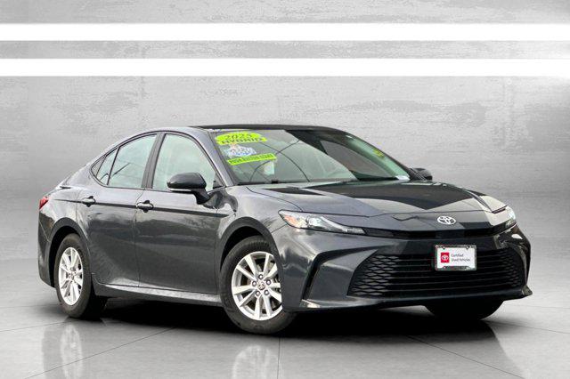 2025 Toyota Camry LE photo 2