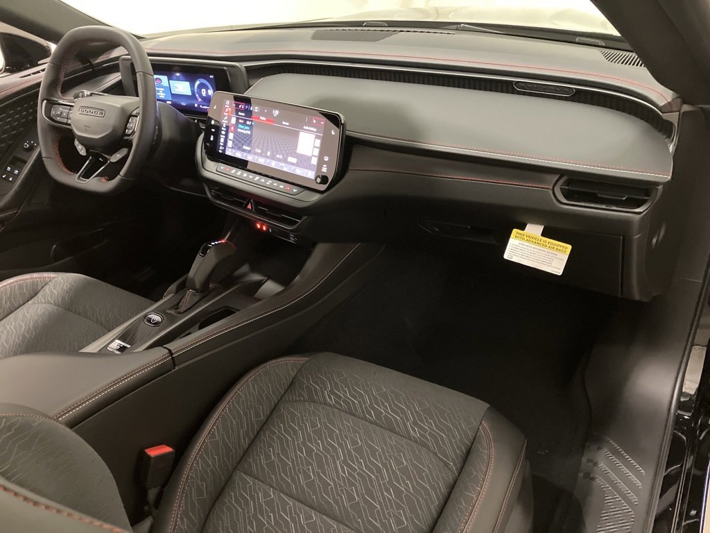 2025 Dodge Charger R/T photo 12