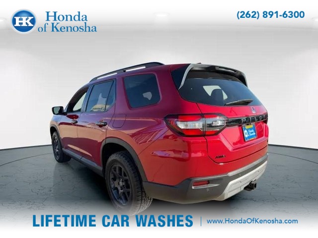 2025 Honda Pilot TrailSport photo 4