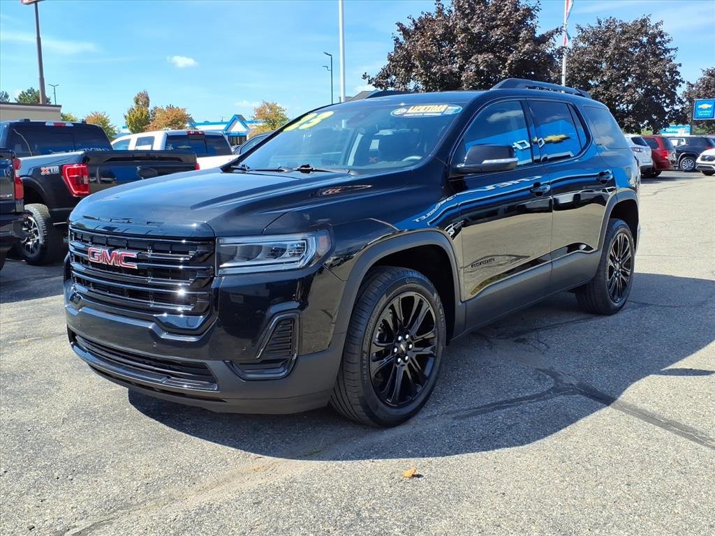 2023 Gmc Acadia SLE photo 3