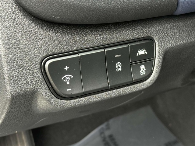 2023 Kia Seltos S photo 23