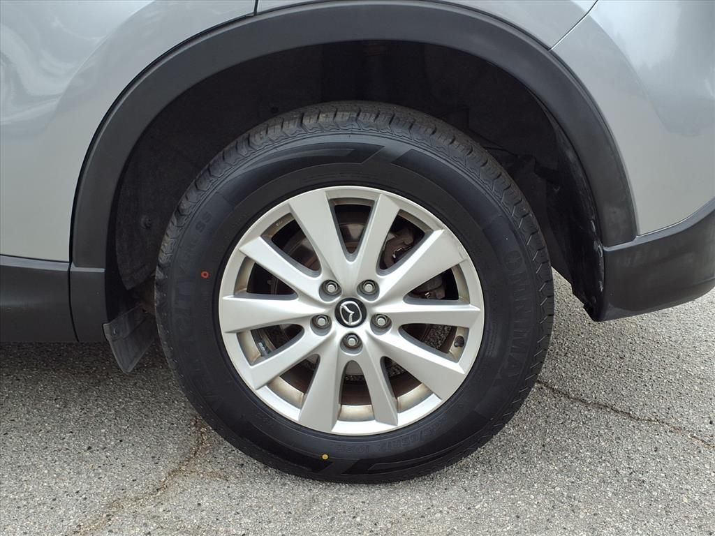2015 Mazda CX-5 Touring photo 4