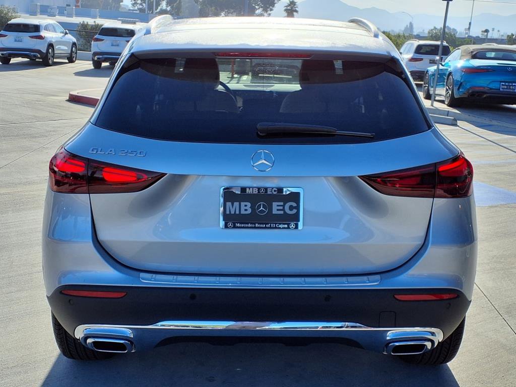 2026 Mercedes Benz GLA 250 photo 19