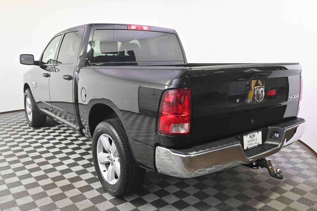2023 Ram 1500 Classic Tradesman photo 3