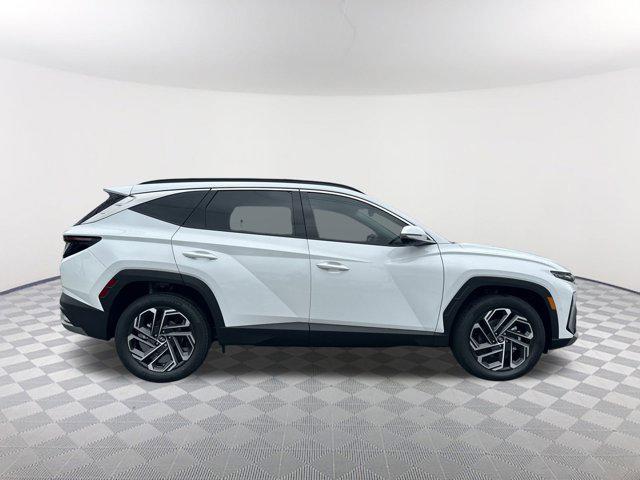 2025 Hyundai Tucson Limited photo 2