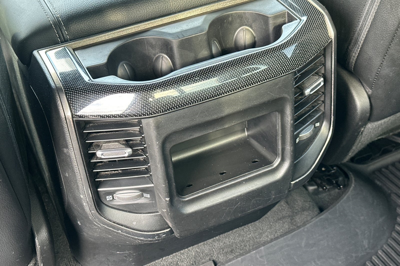 2020 Ram 1500 Rebel photo 14