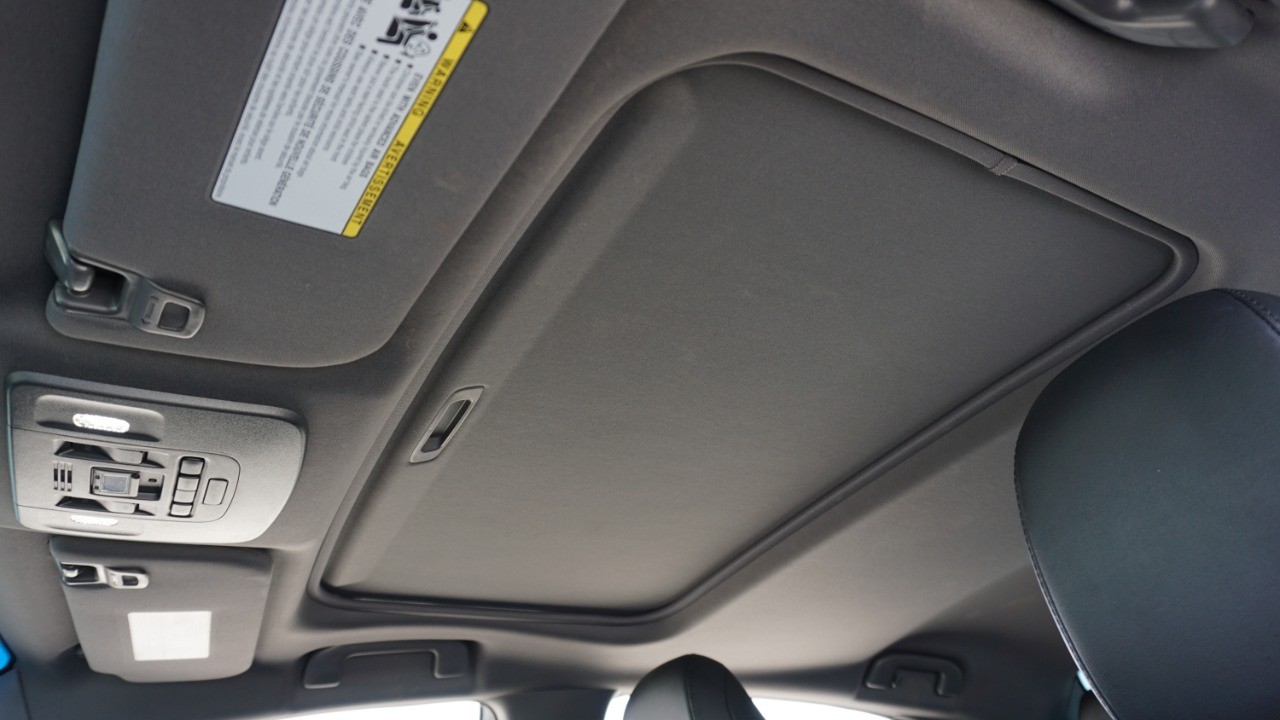2021 Toyota Avalon Limited photo 24