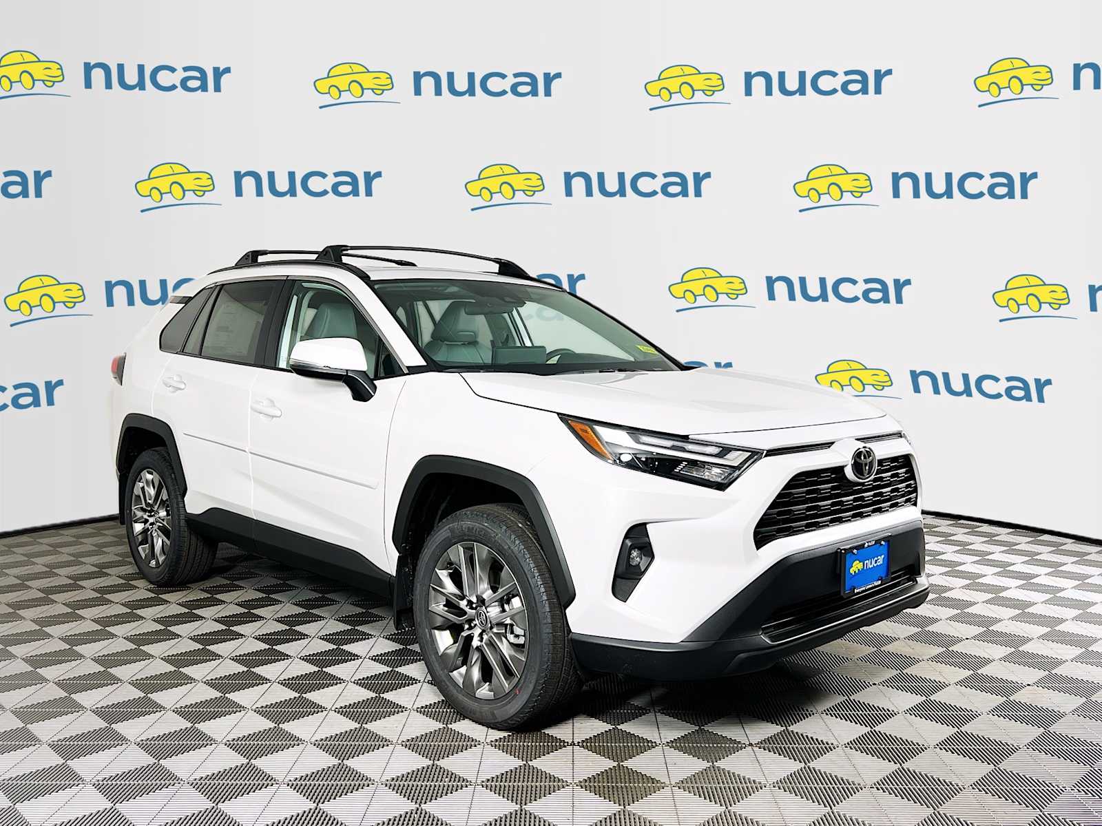2025 Toyota RAV4 XLE Premium's photo