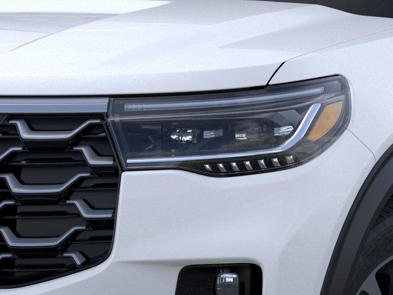 2025 Ford Explorer Platinum photo 19