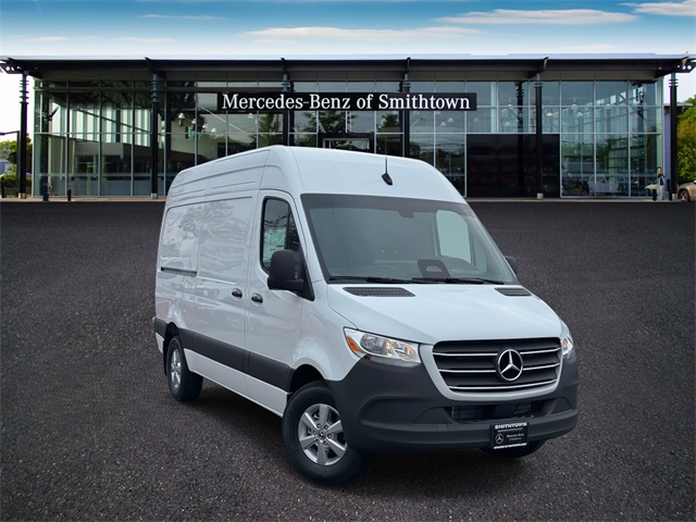 2026 Mercedes-Benz Sprinter Cargo Van Base's photo