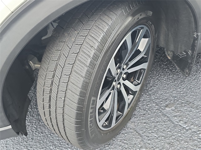 2020 Ford Explorer ST photo 31