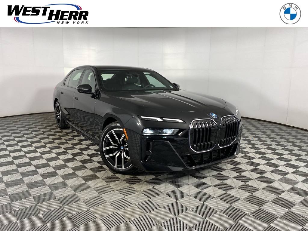 2026 BMW 7 Series 750e's photo