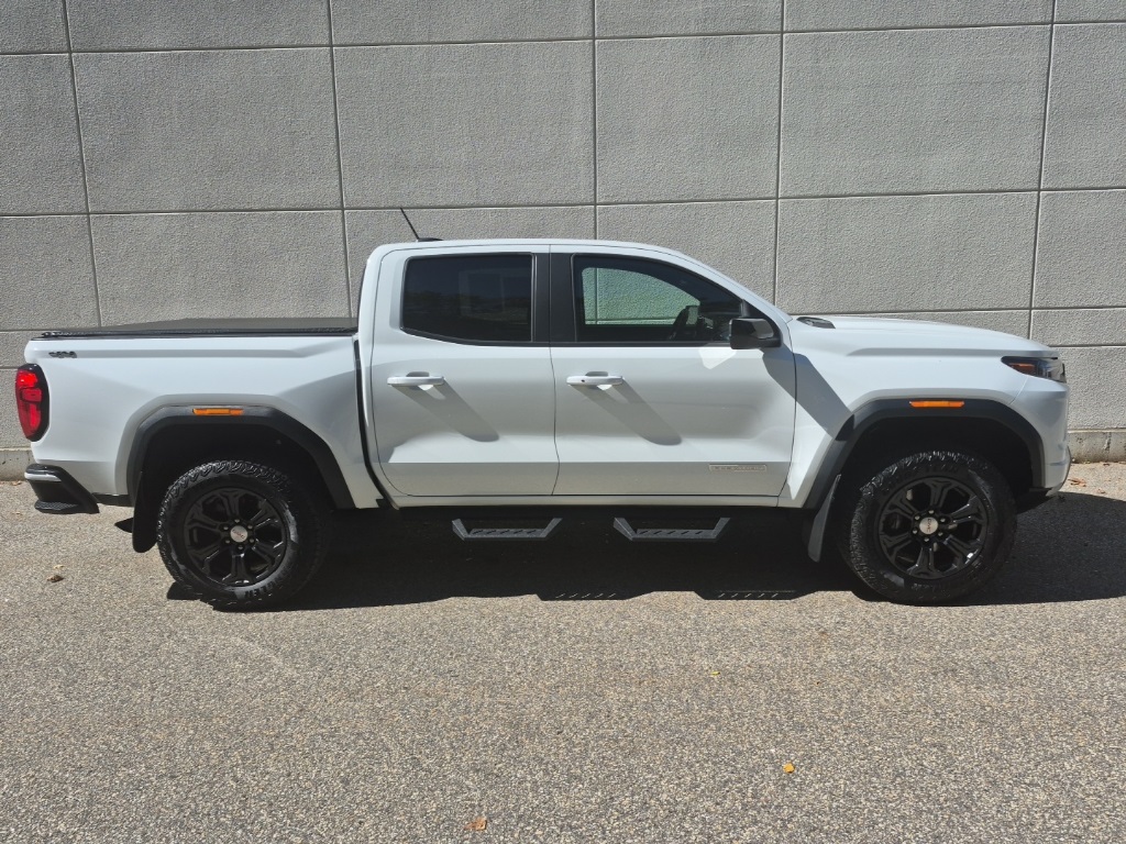2024 Gmc Canyon Elevation photo 3