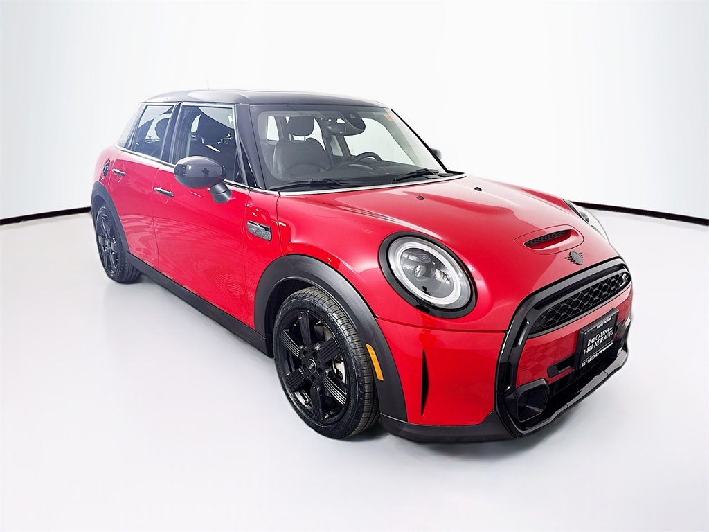 2023 MINI Hardtop 4 Door S's photo