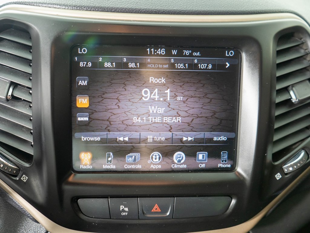 2018 Jeep Cherokee Limited photo 18