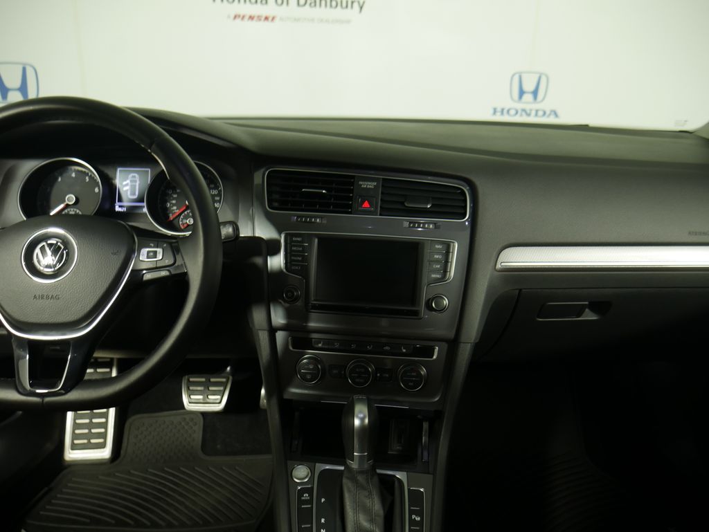 2017 Volkswagen Golf Alltrack TSI S 4Motion photo 12
