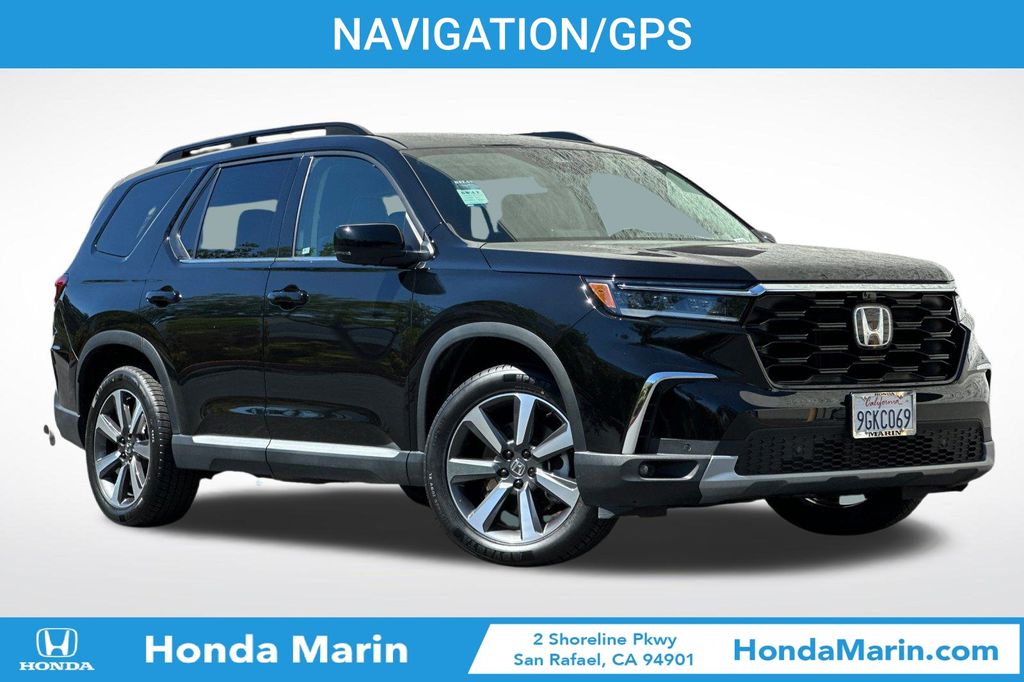 2023 Honda Pilot Elite photo 2