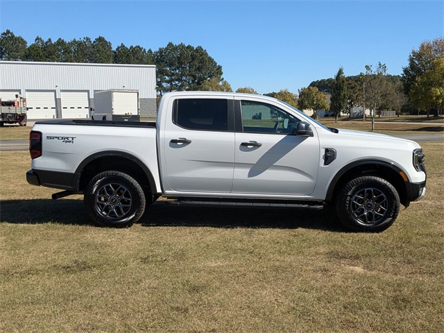 2024 Ford Ranger XLT photo 2