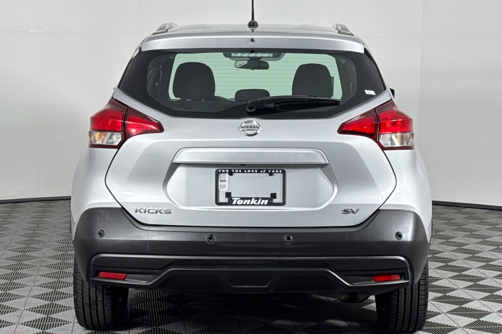 2020 Nissan Kicks SV photo 5