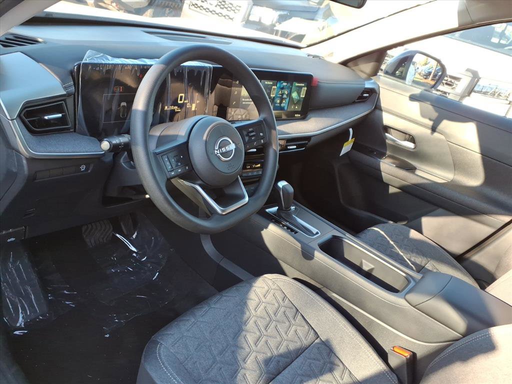 2026 Nissan Kicks SV photo 9