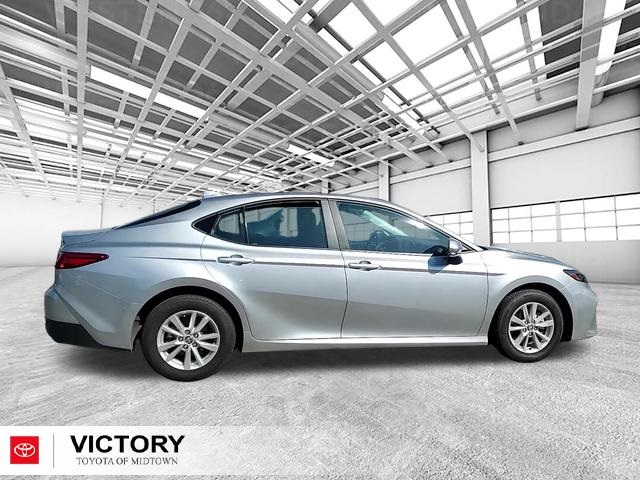 2025 Toyota Camry LE photo 2