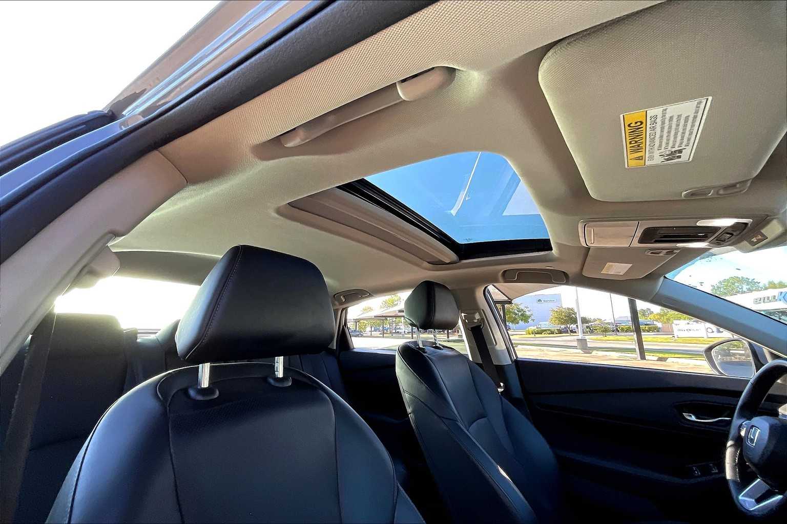 2024 Honda Accord Hybrid Touring photo 12