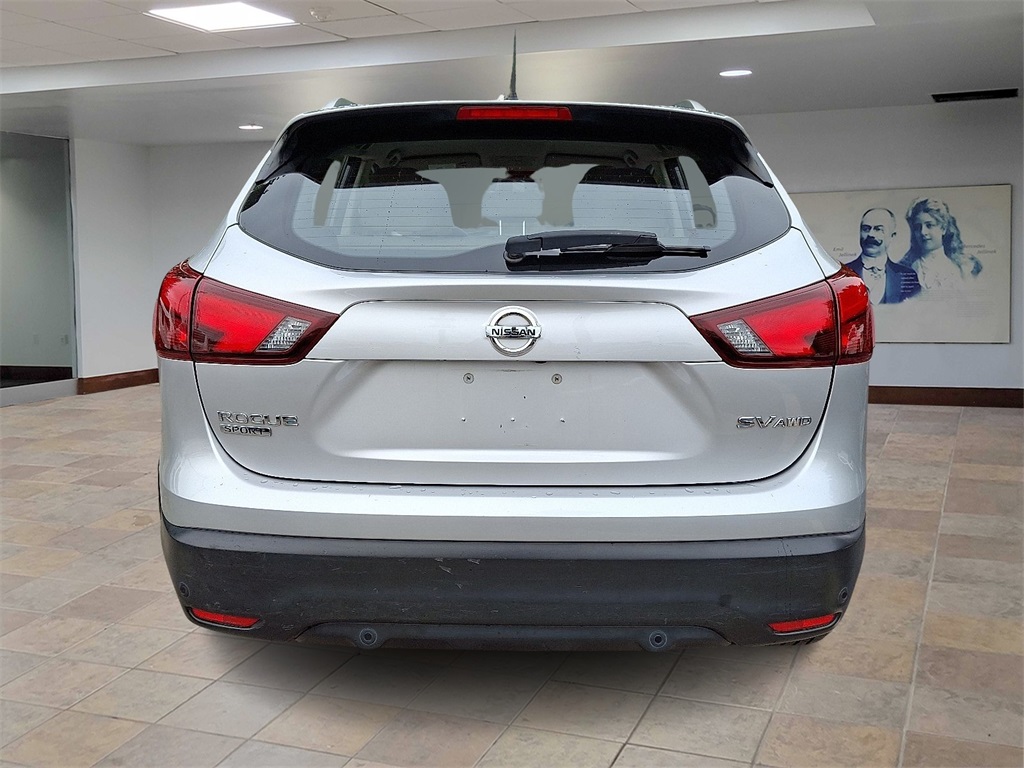 2019 Nissan Rogue Sport SV photo 4