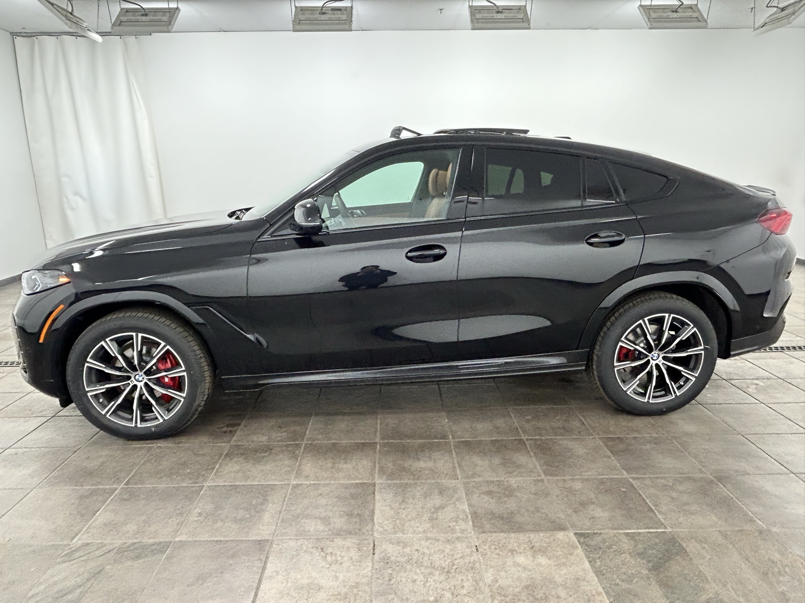 2026 BMW X6 40i