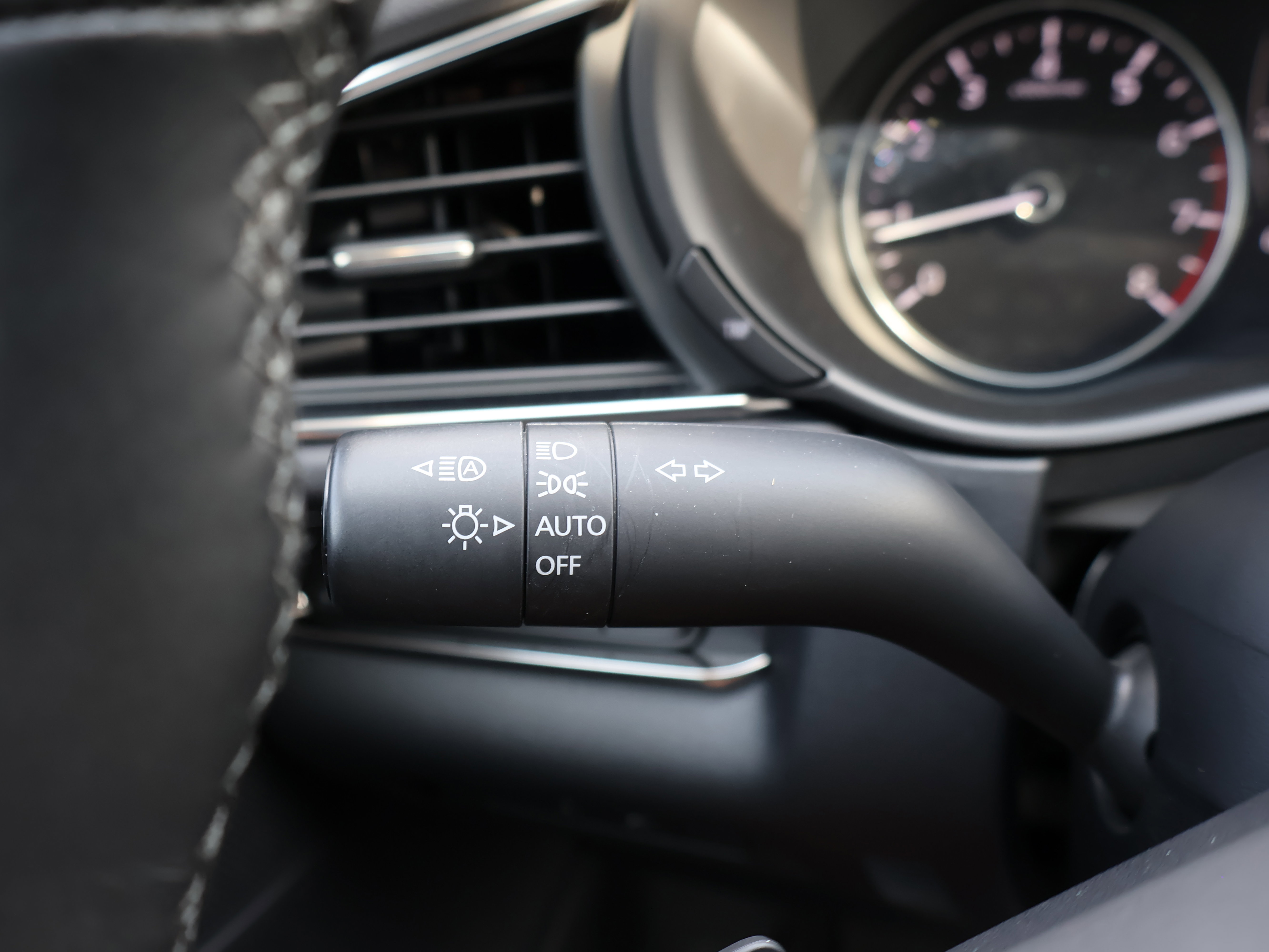 2024 Mazda CX-30 2.5 Turbo Premium photo 17