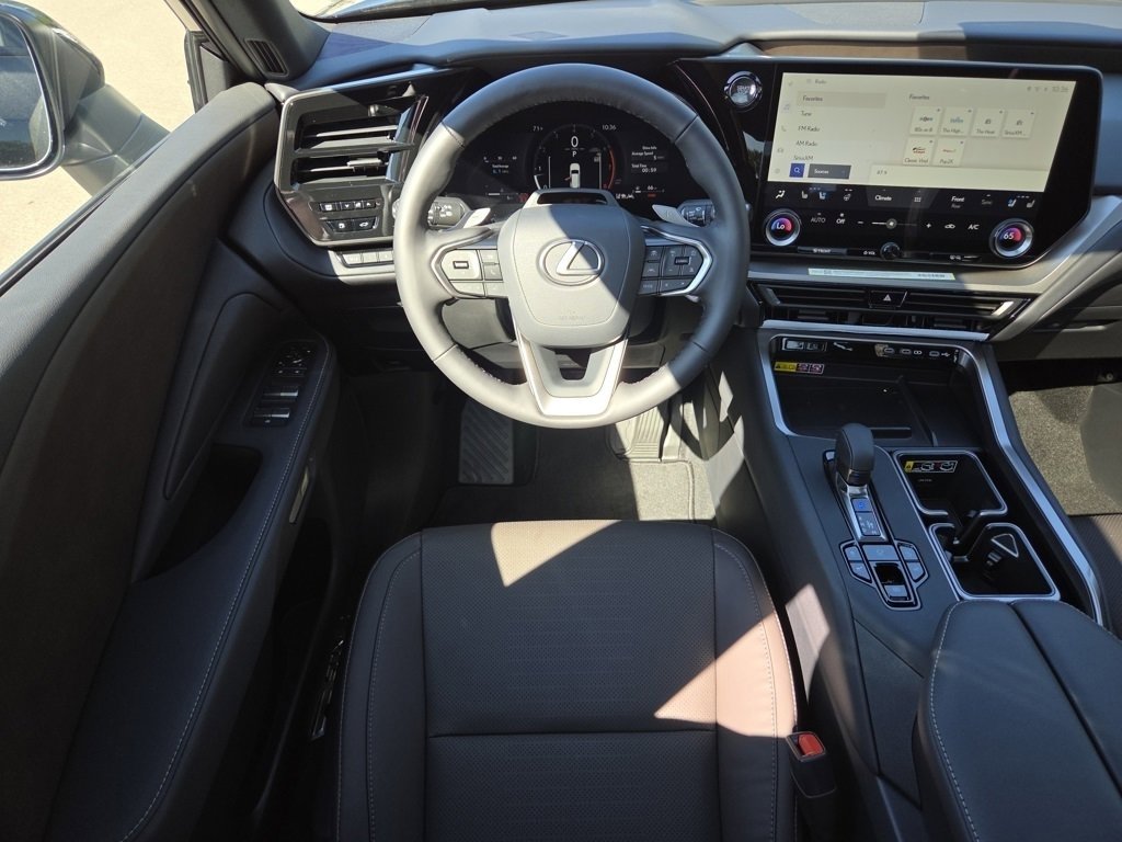 2025 Lexus TX 350 Premium photo 3