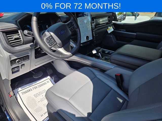 2025 Ford F-150 Lightning photo 2