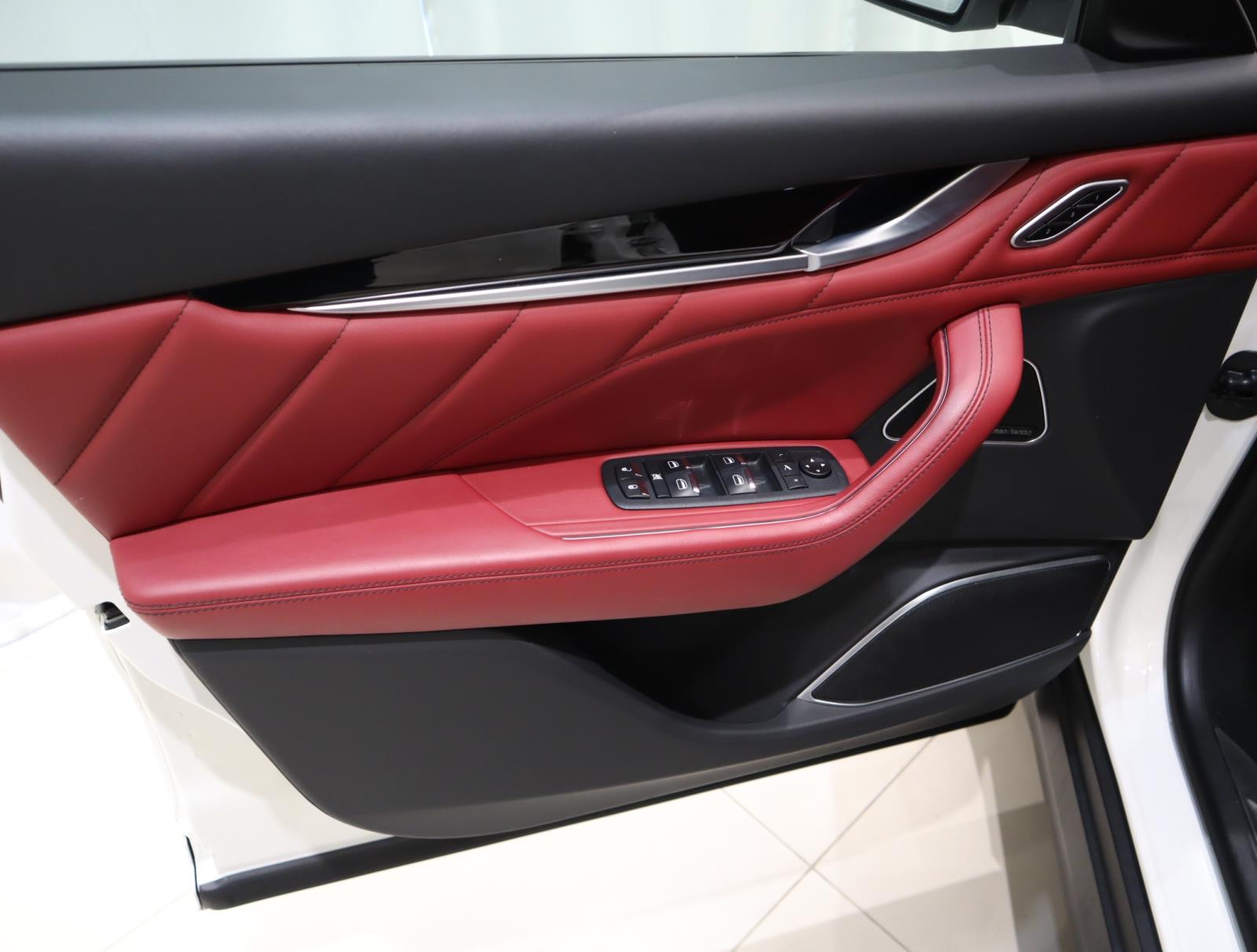 2022 Maserati Levante Modena photo 24