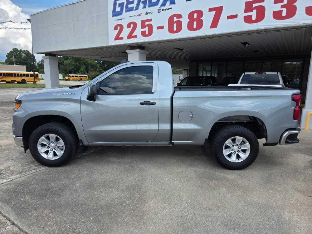 2024 Chevrolet Silverado 1500 Work Truck photo 2