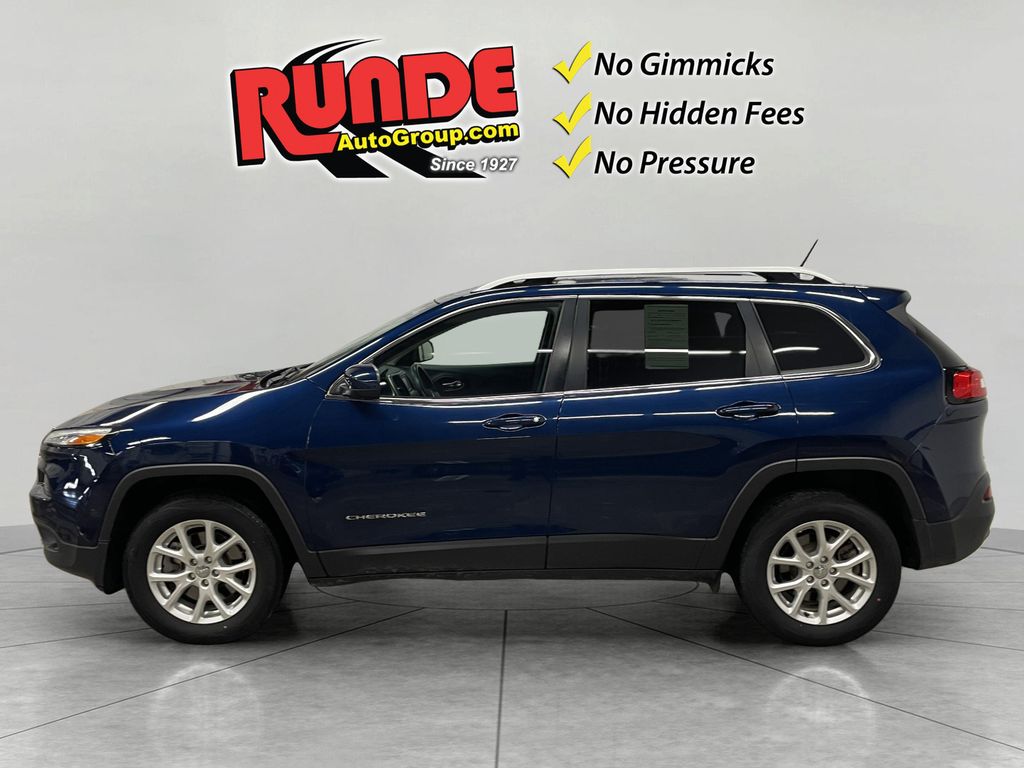 Used 2018 Jeep Cherokee Latitude with VIN 1C4PJMCB5JD559618 for sale in Manchester, IA