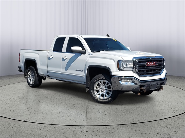 2017 Gmc Sierra 1500 SLE photo 2