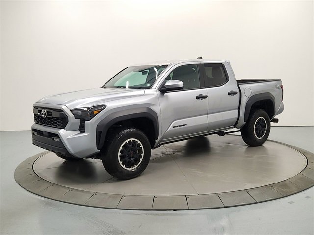 2024 Toyota Tacoma SR5 photo 3