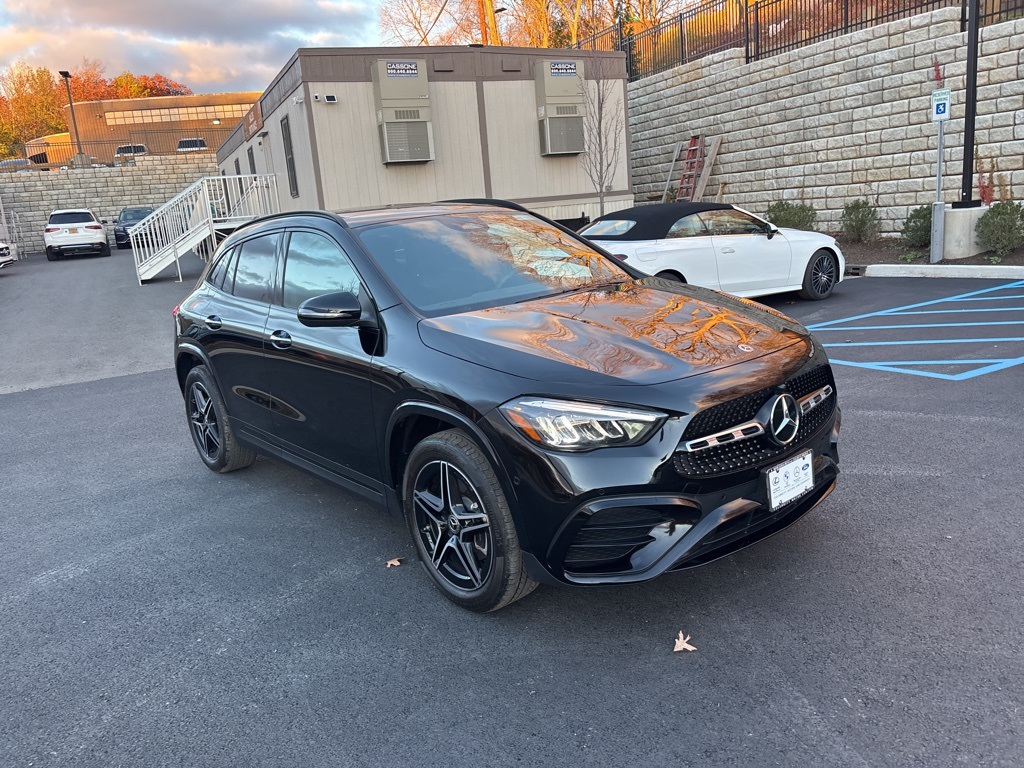 2025 Mercedes-Benz GLA GLA250's photo