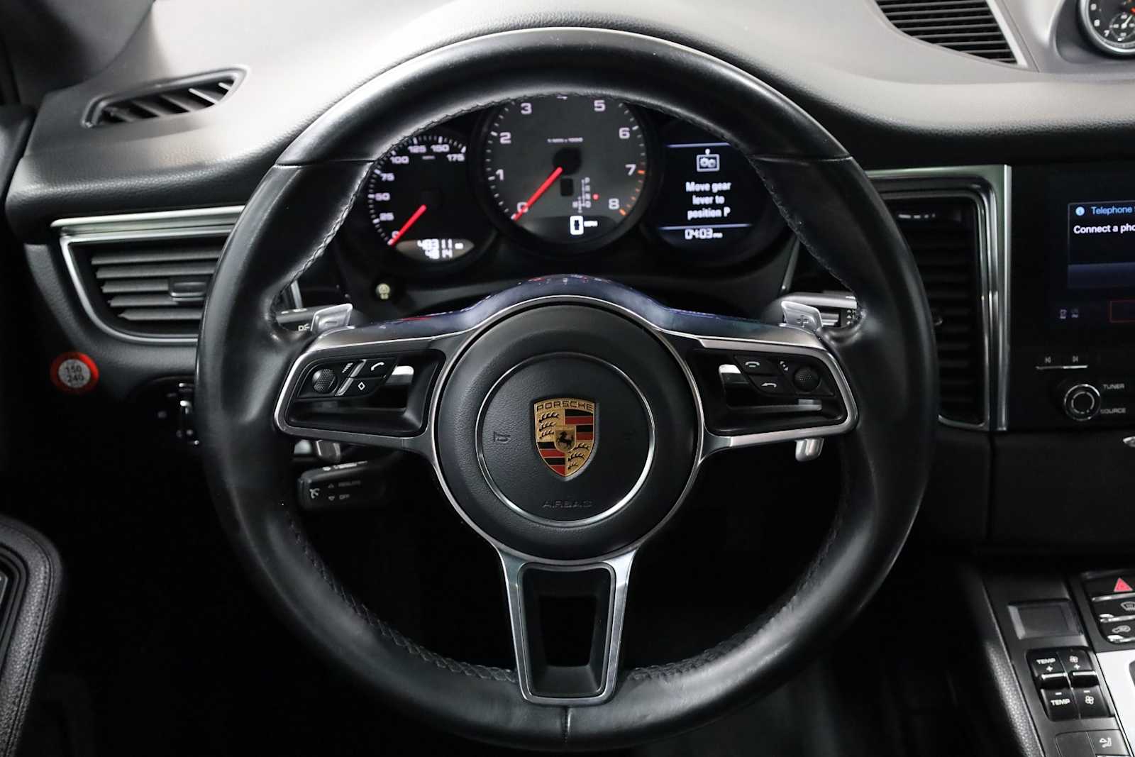 2018 Porsche Macan S photo 21