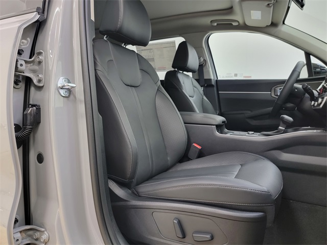 2026 Kia Sorento EX photo 18