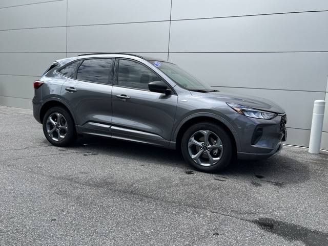 2023 Ford Escape ST-Line photo 23