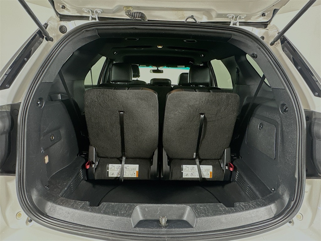 2016 Ford Explorer XLT photo 22
